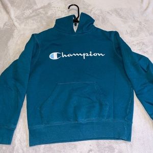 Champion hoodie   Size M